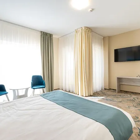 Fiald & Hotel